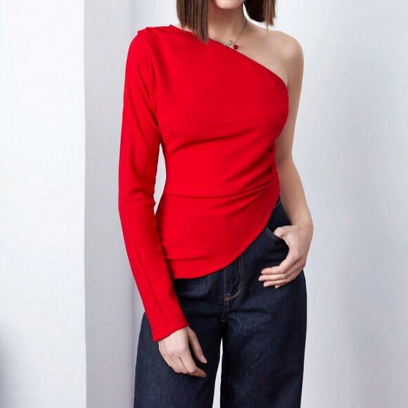 Red Casual Women's Asymmetric Blouse - Picture 2 of 5